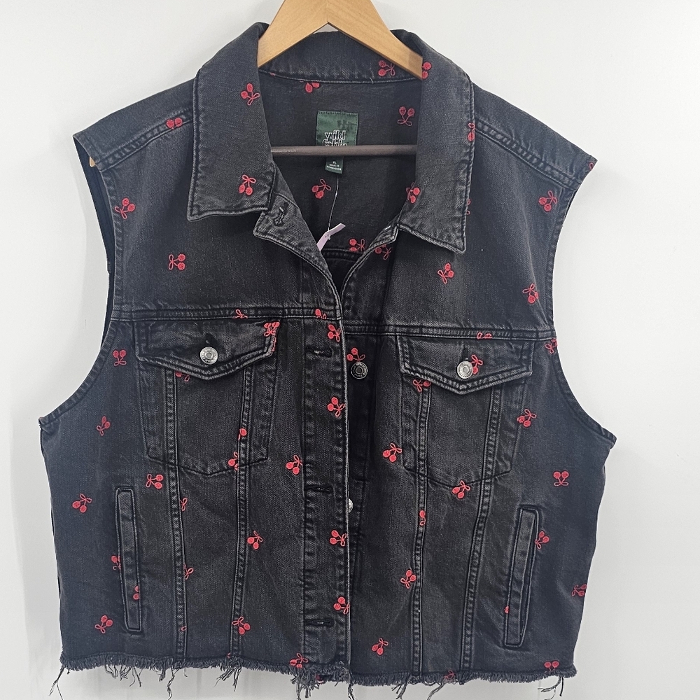 Denim Oversized Trucker Vest Cherries NWT Size XL